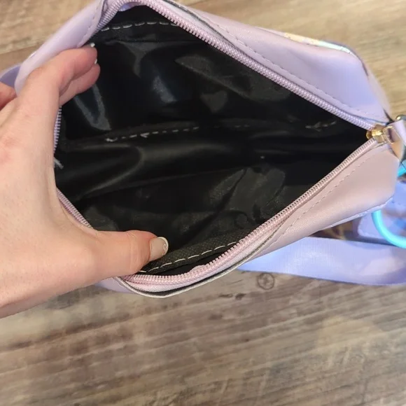 Bluey Across The Body Bag With Bag Charm With Matching Wallet - Picture 9 of 10